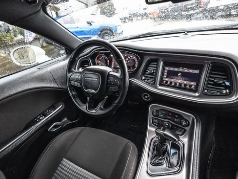 Used 2022 Dodge Challenger GT image 23