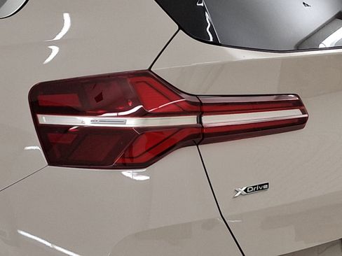 New 2026 BMW X3 xDrive30 w/ Premium Package image 11