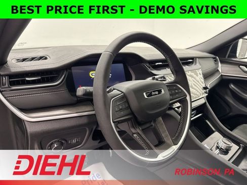 New 2026 Jeep Grand Cherokee Altitude AWD/4WD image 21