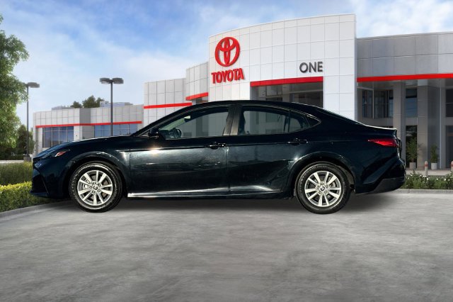 Certified 2025 Toyota Camry LE FWD image 9