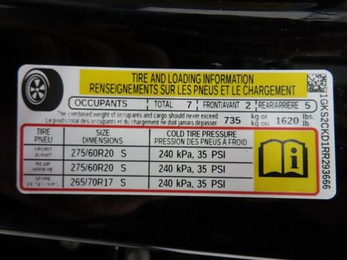 Used 2024 GMC Yukon AT4 w/ Technology Package image 73