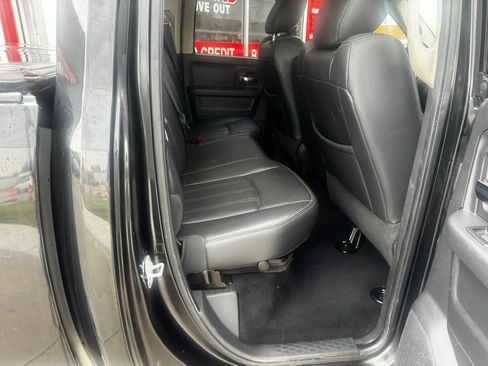 Used 2010 Dodge Ram 1500 Truck Laramie AWD/4WD image 6