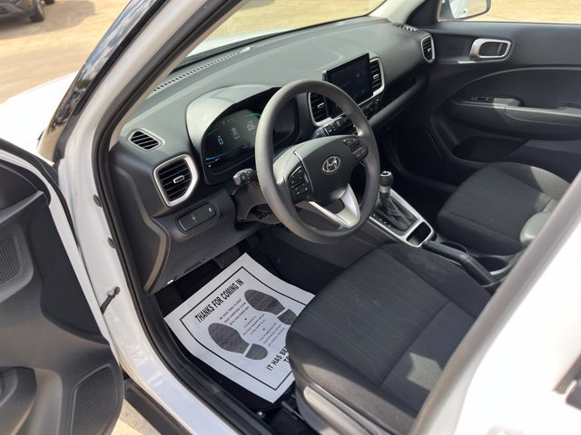 Used 2026 Hyundai Venue SE FWD image 11