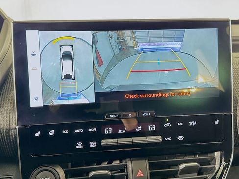 Used 2023 Subaru Solterra AWD image 32