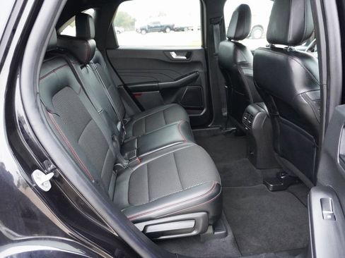 Certified 2024 Ford Escape ST-Line w/ Equipment Group 301A image 18