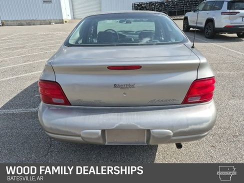 Used 1998 Plymouth Breeze image 9