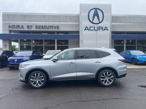 Used 2023 Acura MDX SH-AWD w/ Technology Package image 1