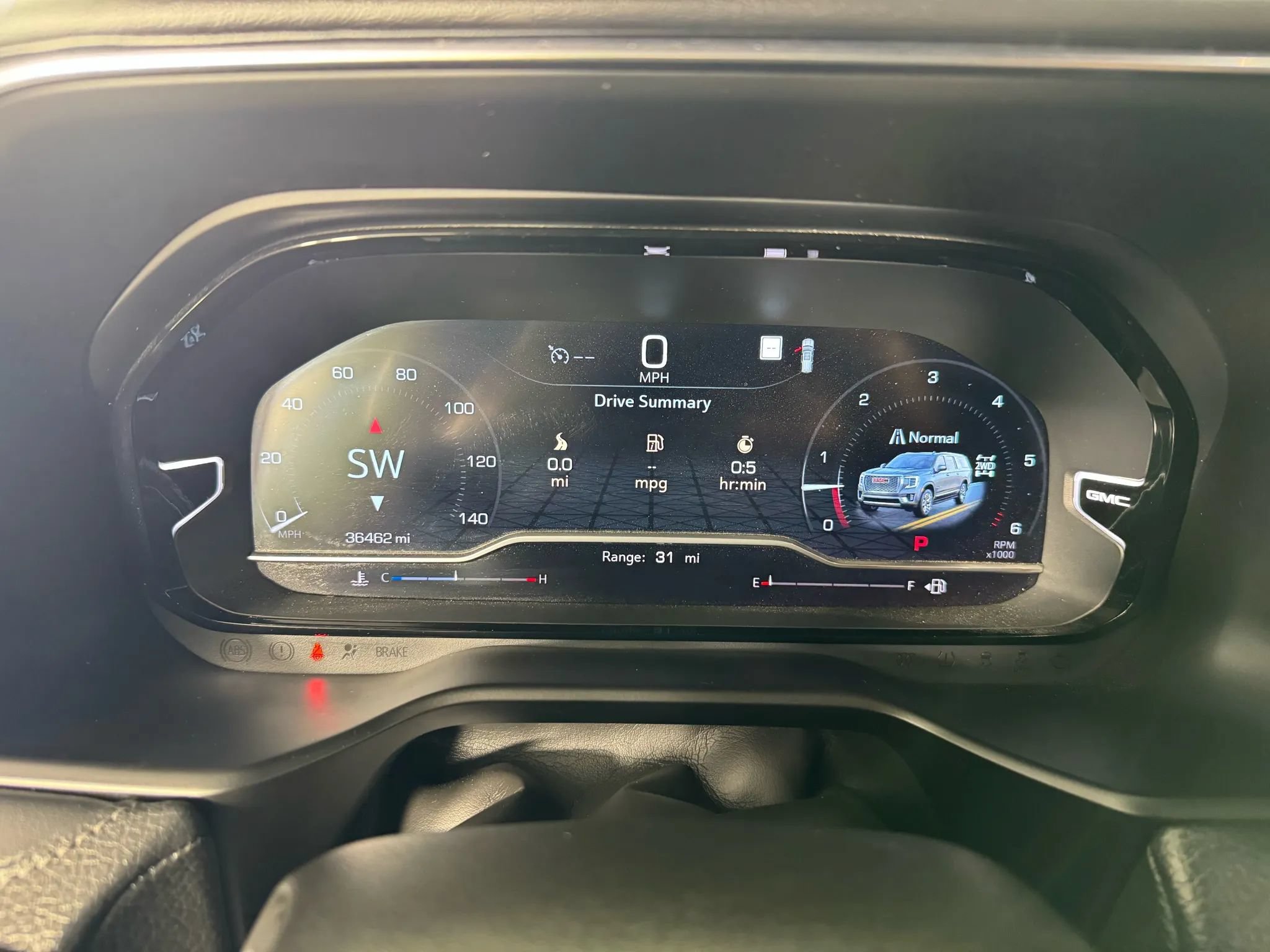 Used 2022 GMC Yukon Denali w/ Advanced Technology Package AWD/4WD image 17