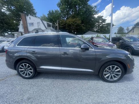 Used 2019 Audi Q7 3.0T Premium Plus w/ Premium Plus Package AWD/4WD image 4