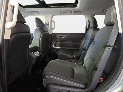 Certified 2026 INFINITI QX80 Luxe w/ Cargo Package AWD/4WD image 9