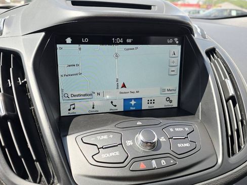 Used 2016 Ford Escape SE w/ SE Chrome Package AWD/4WD image 19