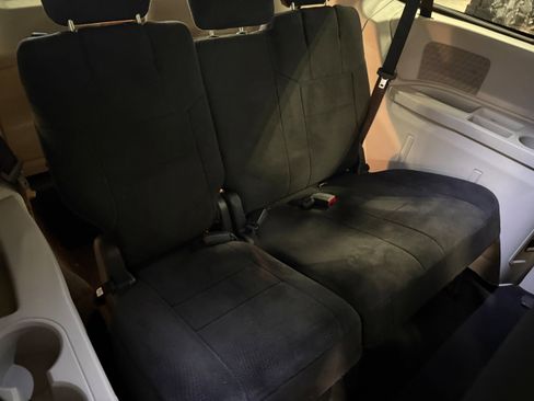 Used 2012 Dodge Grand Caravan Crew w/ Crew Value Pkg image 27