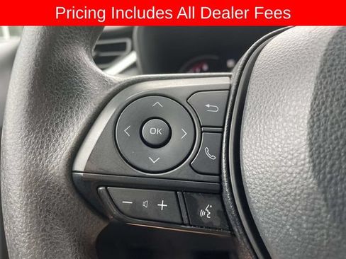 Used 2024 Toyota RAV4 XLE AWD/4WD image 25