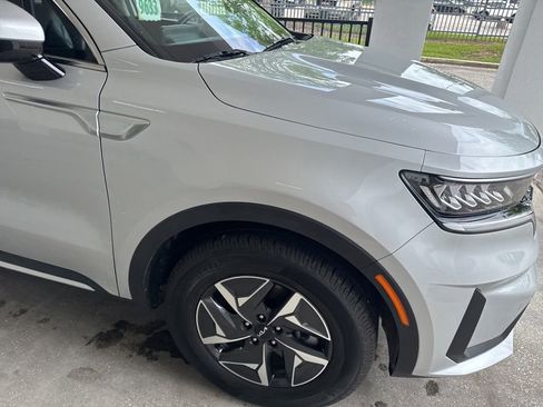 Used 2022 Kia Sorento S AWD/4WD image 13