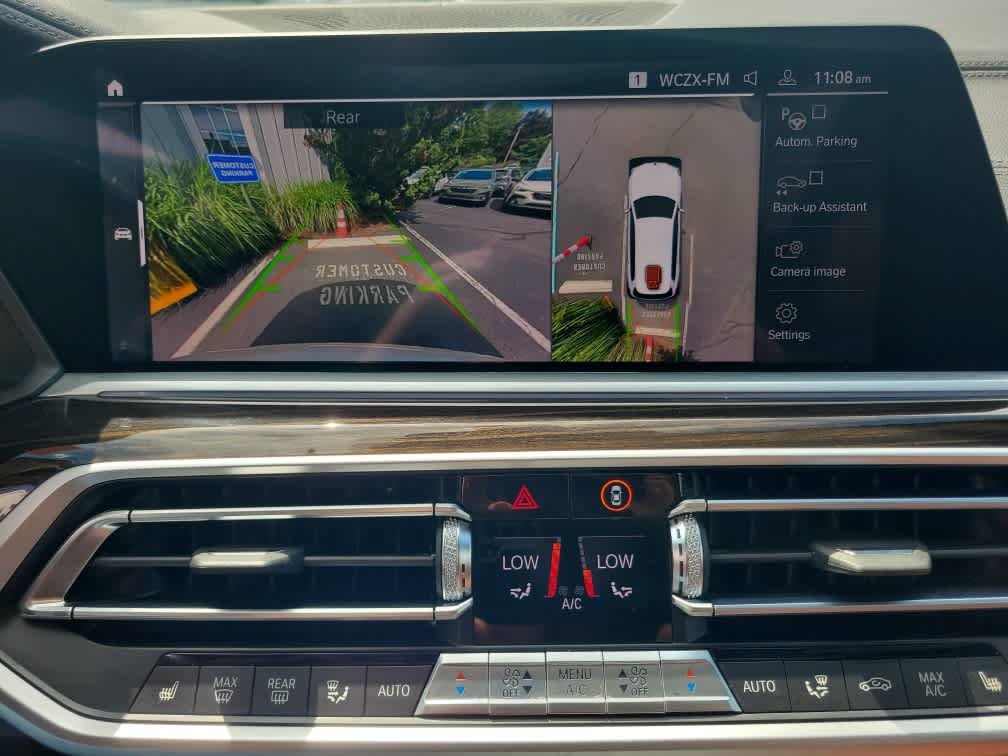 Used 2019 BMW X7 xDrive50i w/ M Sport Package AWD/4WD image 14