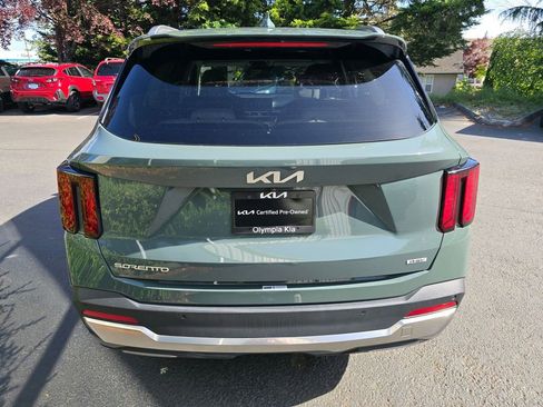 Certified 2025 Kia Sorento EX w/ EX Panoramic Sunroof Package AWD/4WD image 5
