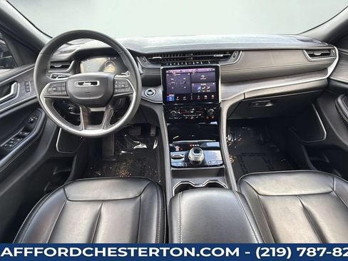 Used 2024 Jeep Grand Cherokee Limited 4xe AWD/4WD image 14