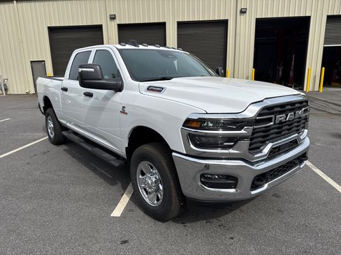 New 2026 RAM 2500 Tradesman AWD/4WD image 3