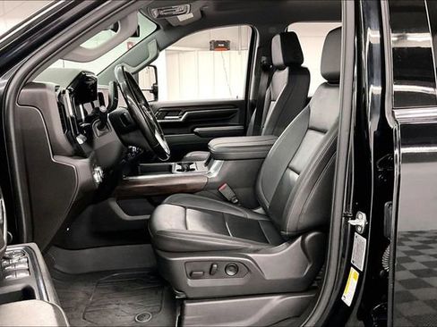 Used 2024 GMC Sierra 2500 SLT w/ SLT Premium Package image 23