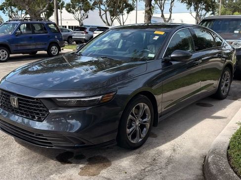 Used 2023 Honda Accord EX-L image 2