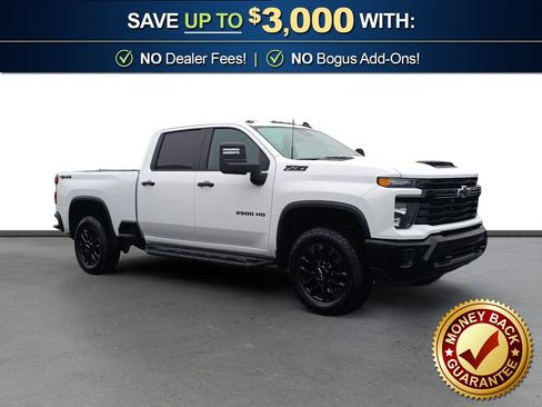 Used 2025 Chevrolet Silverado 2500 Custom w/ Custom Value Package image 10