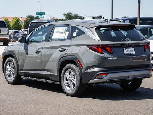 New 2026 Hyundai Tucson SE FWD image 2