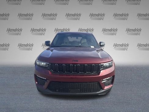 New 2025 Jeep Grand Cherokee Limited w/ Luxury Tech Group II RWD image 3