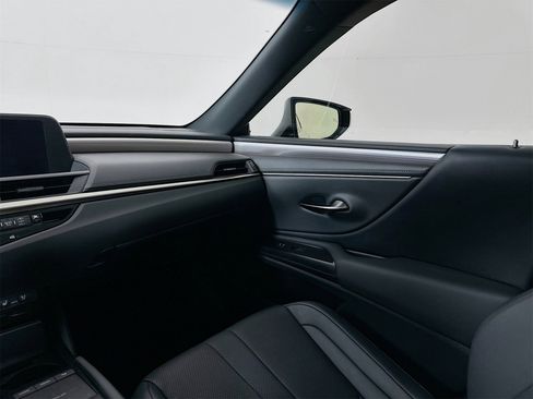 Used 2019 Lexus ES 350 F Sport image 24