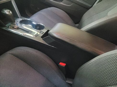 Used 2016 Chevrolet Equinox LT image 26