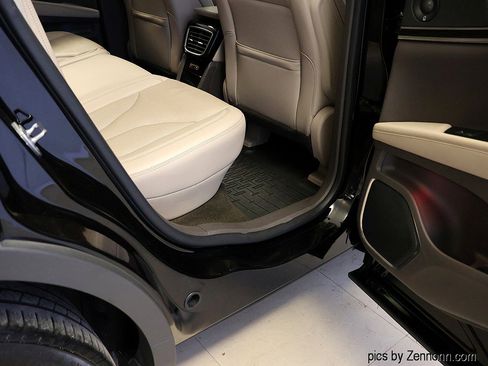 Used 2022 Lincoln Nautilus Reserve w/ Equipment Group 201A image 35