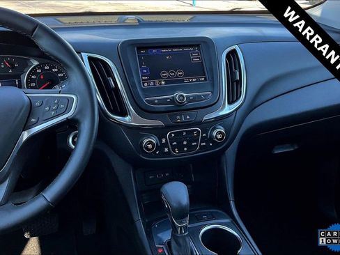 Used 2023 Chevrolet Equinox LT image 9