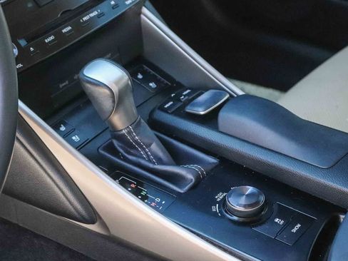 Used 2014 Lexus IS 250 w/ Navigation Package RWD image 19