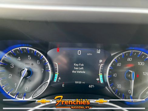 Used 2025 Chrysler Pacifica Select FWD image 19
