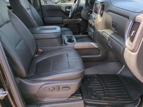 Used 2019 Chevrolet Silverado 1500 High Country w/ Z71 Off-Road Package image 23