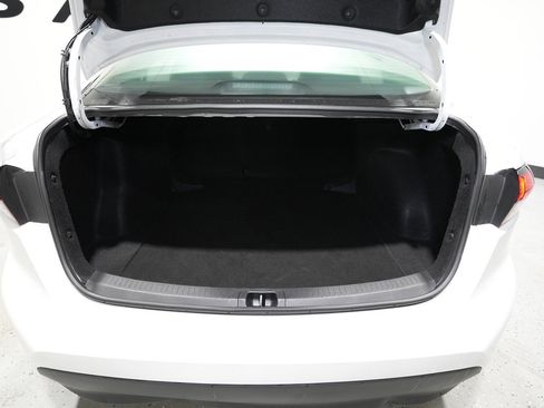 Used 2024 Toyota Corolla LE image 10