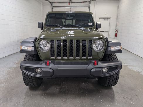 Used 2023 Jeep Gladiator Rubicon w/ Cold Weather Group AWD/4WD image 12