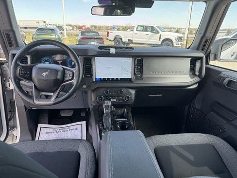 Used 2025 Ford Bronco Big Bend image 25