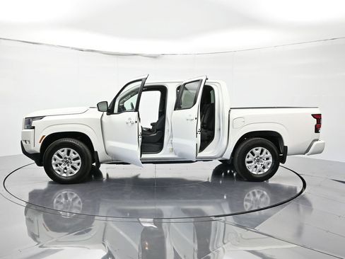 Used 2023 Nissan Frontier SV w/ SV Convenience Package image 46
