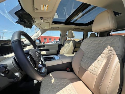 Certified 2025 Nissan Armada Platinum RWD image 14