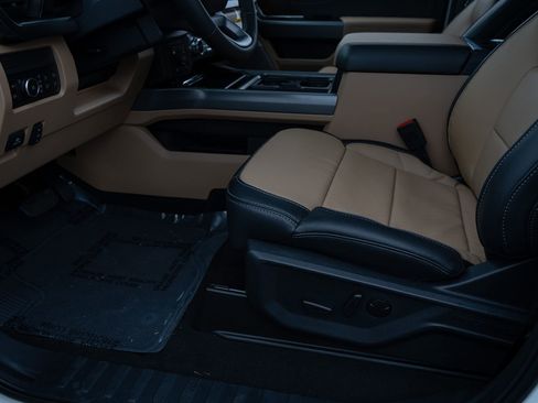 New 2026 Ford F250 Lariat w/ Lariat Ultimate Package image 33