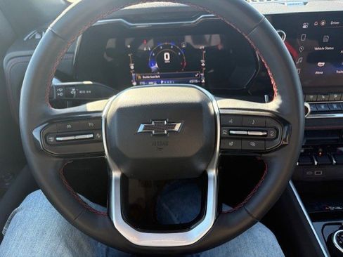 Used 2023 Chevrolet Colorado Z71 w/ Z71 Convenience Package 2 image 12