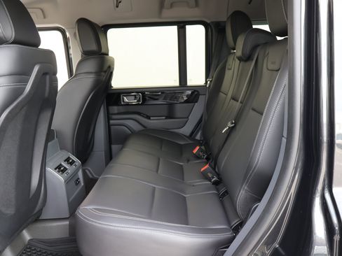 Used 2024 INEOS Grenadier Fieldmaster Edition image 16