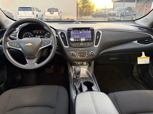 Used 2024 Chevrolet Malibu LT FWD image 22