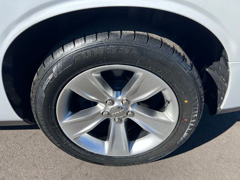 Used 2020 Dodge Challenger SXT image 13