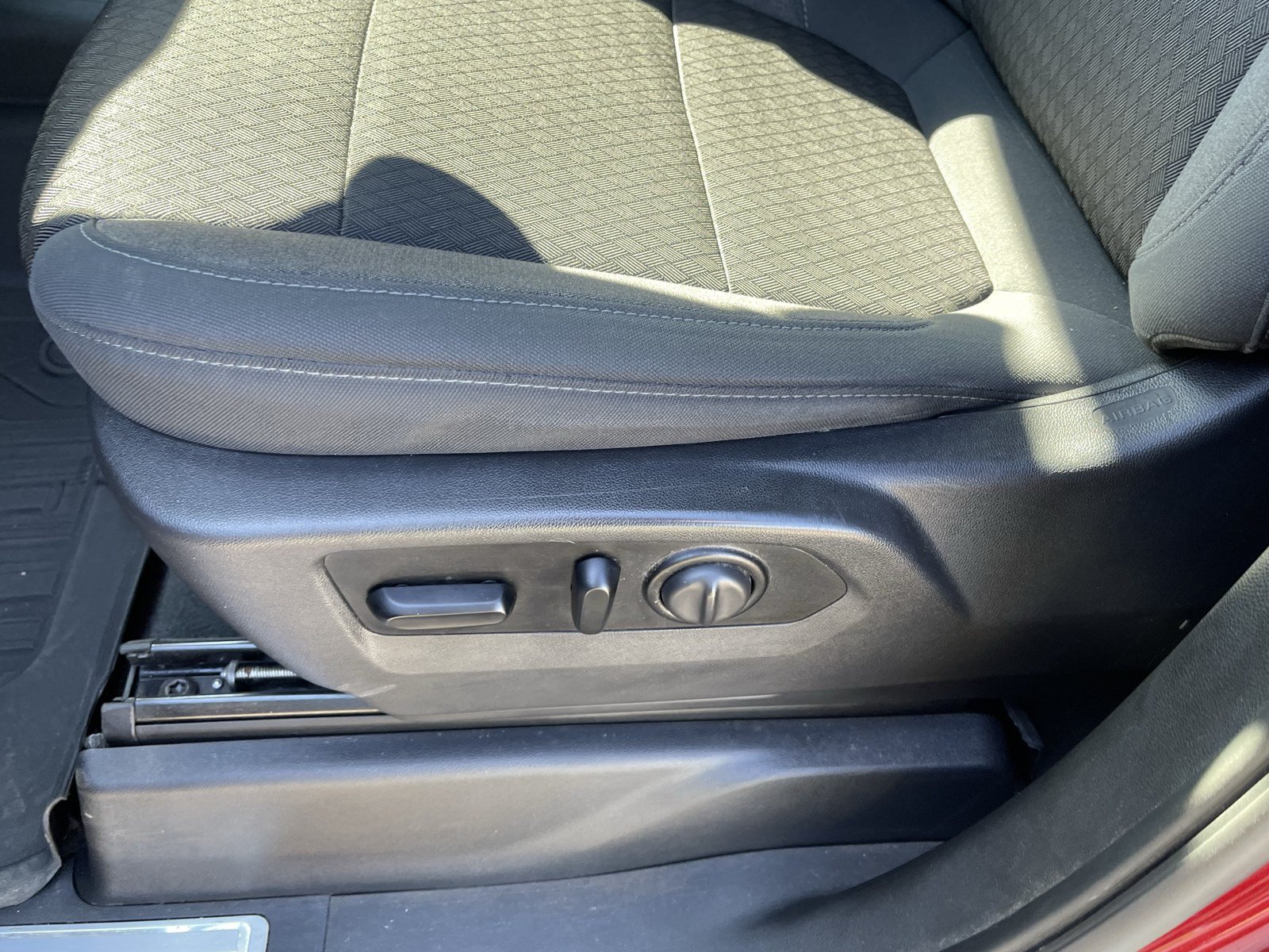 Used 2021 GMC Sierra 1500 Elevation AWD/4WD image 18