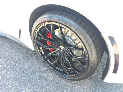 Used 2019 Chevrolet Corvette Grand Sport RWD image 12