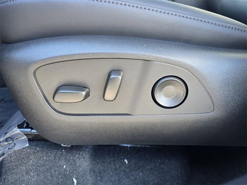 New 2026 GMC Acadia Elevation w/ Elevation Premium Package image 15