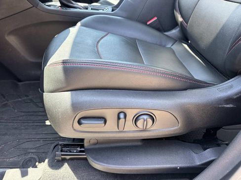 Used 2024 Chevrolet Equinox RS w/ RS Leather Package FWD image 18
