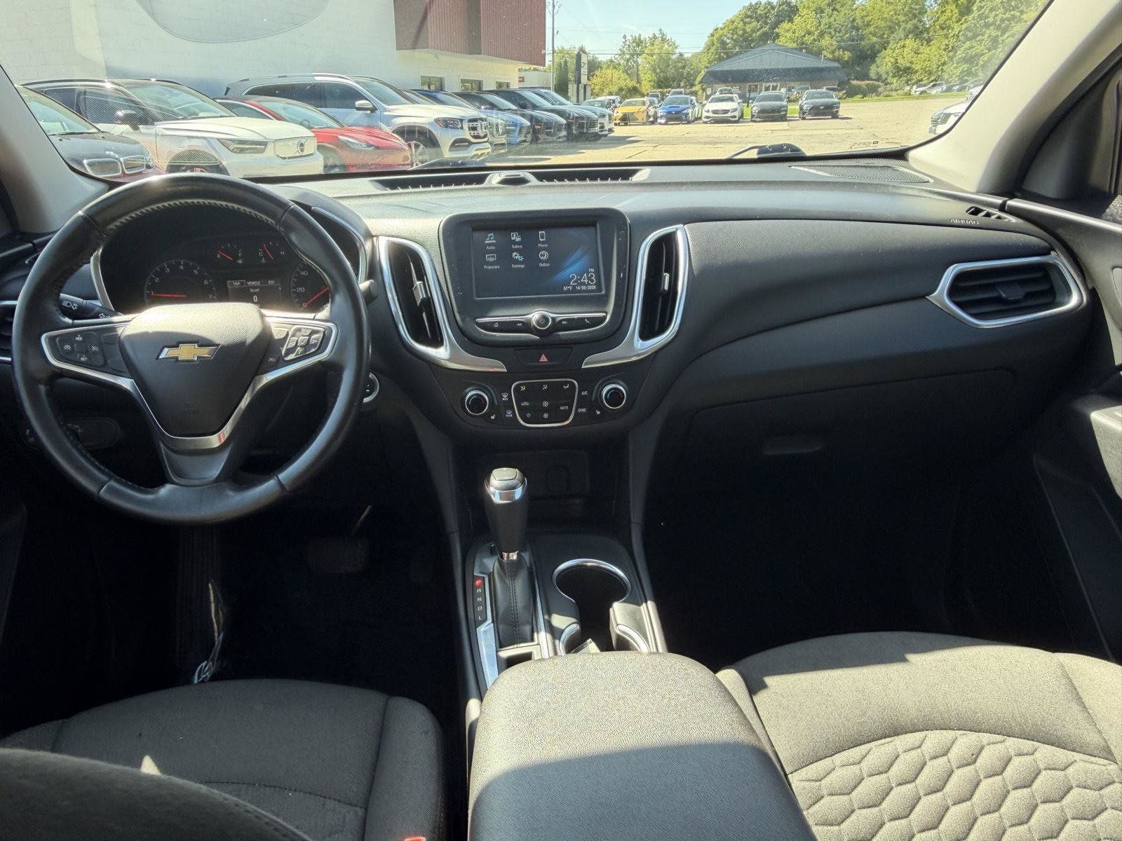 Used 2018 Chevrolet Equinox LT AWD/4WD image 20