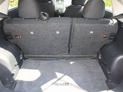 Used 2019 Nissan Versa Note SV FWD image 16